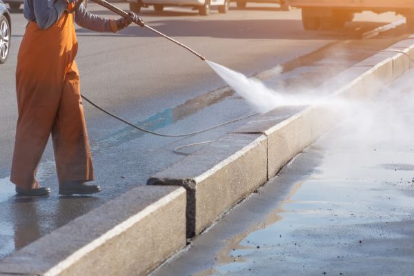 Cost of Commercial Concrete Cleaning in Bonita Springs