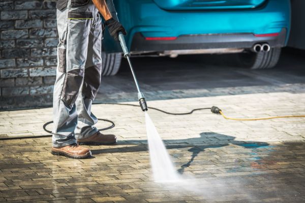 Driveway Pressure Washing in Bonita Springs