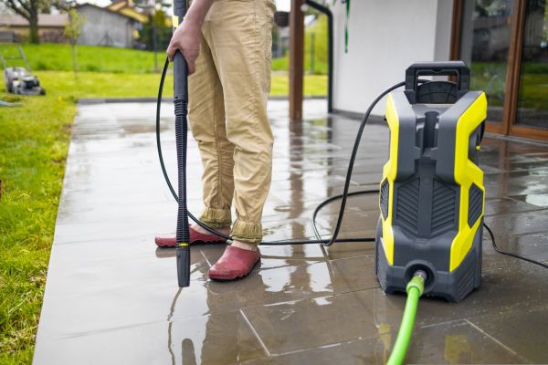 Porch Pressure Washing in Bonita Springs