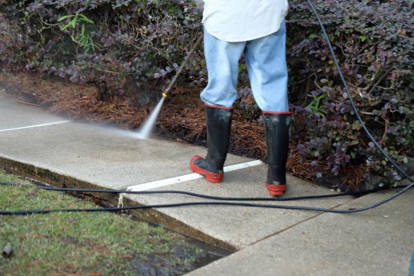 Sidewalk Washing in Bonita Springs