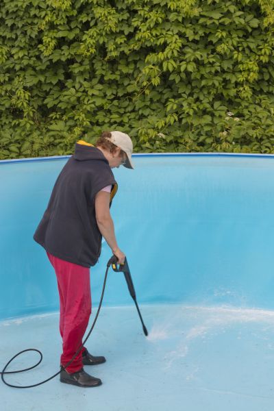 Pool Pressure Washing in Bonita Springs