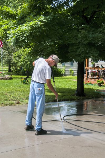 Driveway Concrete Cleaning in Bonita Springs