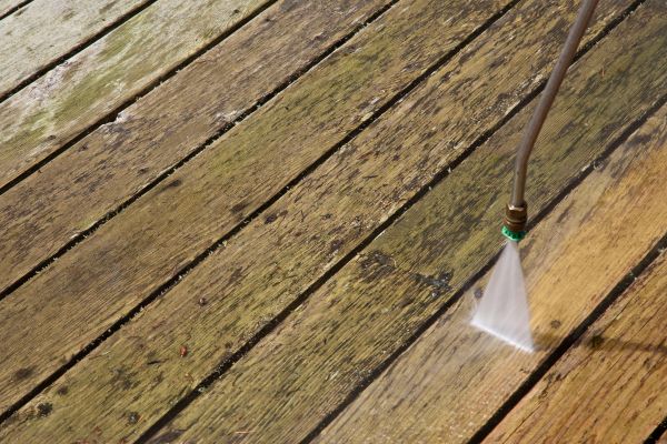 Deck Mold Removal in Bonita Springs